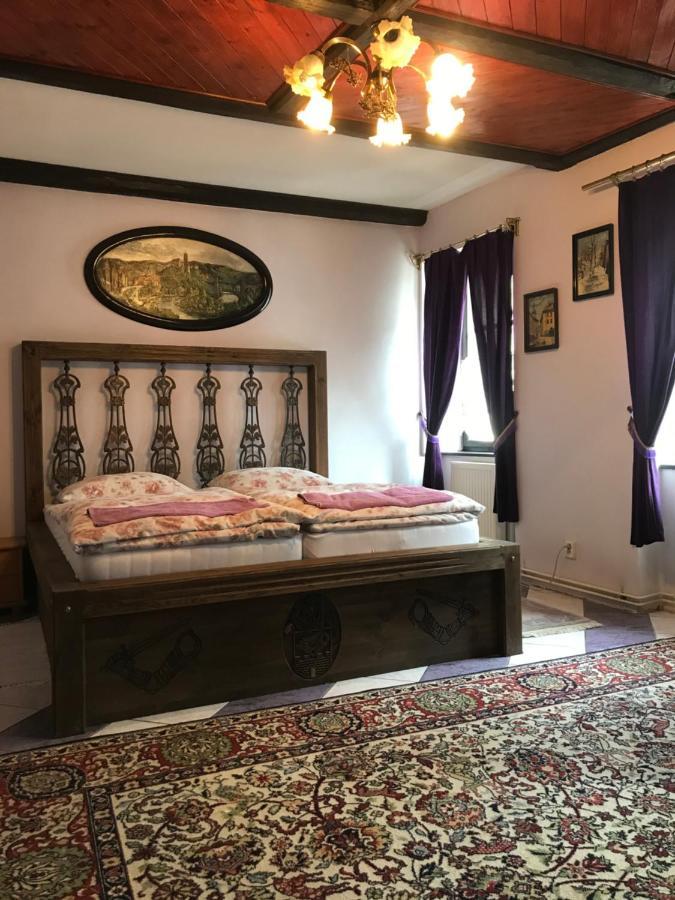 Penzion U Fridy Локет Экстерьер фото
